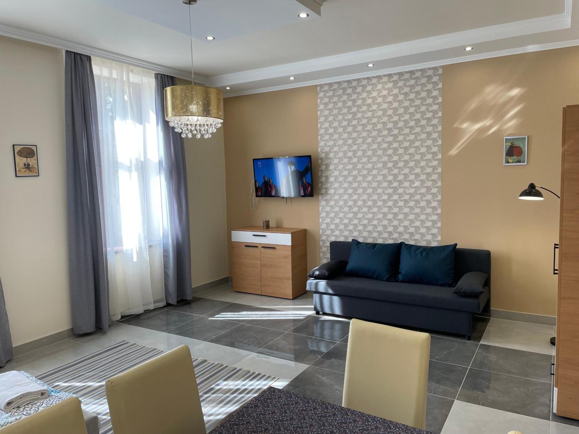 Kovacs Apartmanhaz Kiskunhalas Oda fotoğraf