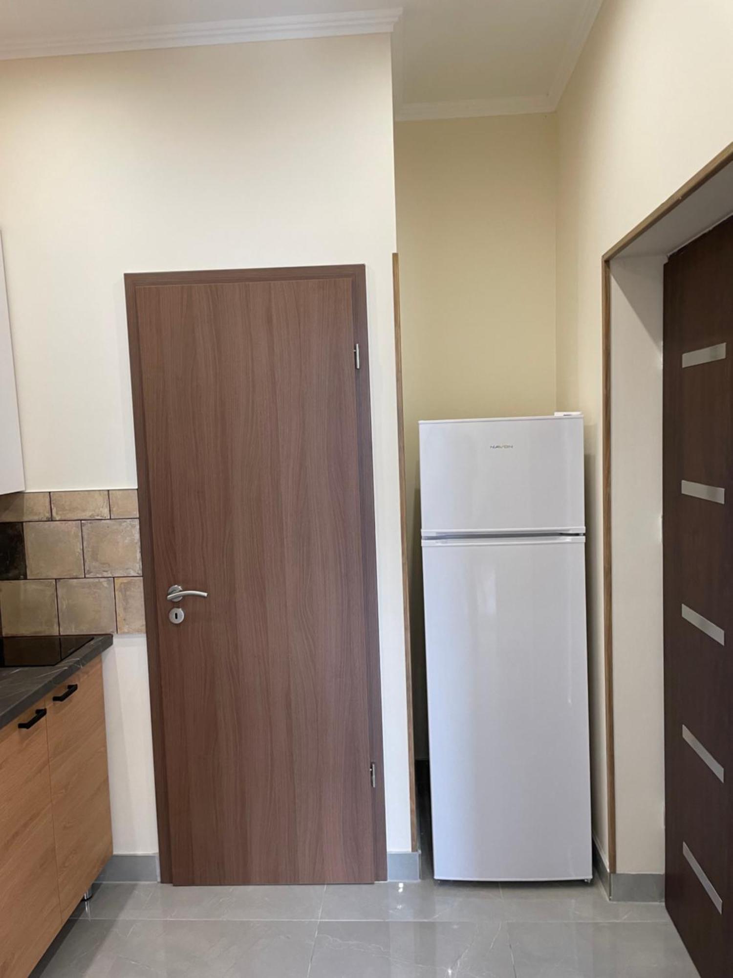 Kovacs Apartmanhaz Kiskunhalas Oda fotoğraf