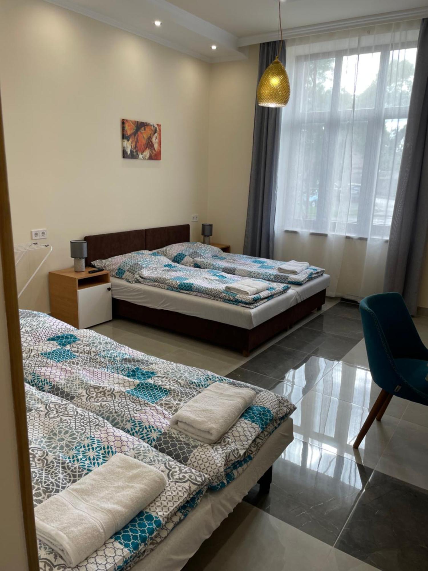 Kovacs Apartmanhaz Kiskunhalas Oda fotoğraf