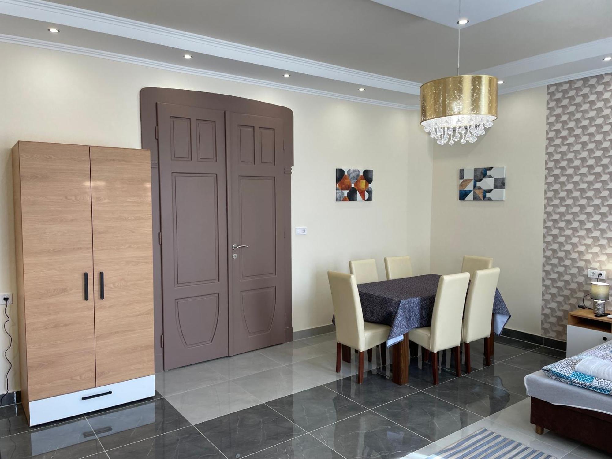 Kovacs Apartmanhaz Kiskunhalas Oda fotoğraf