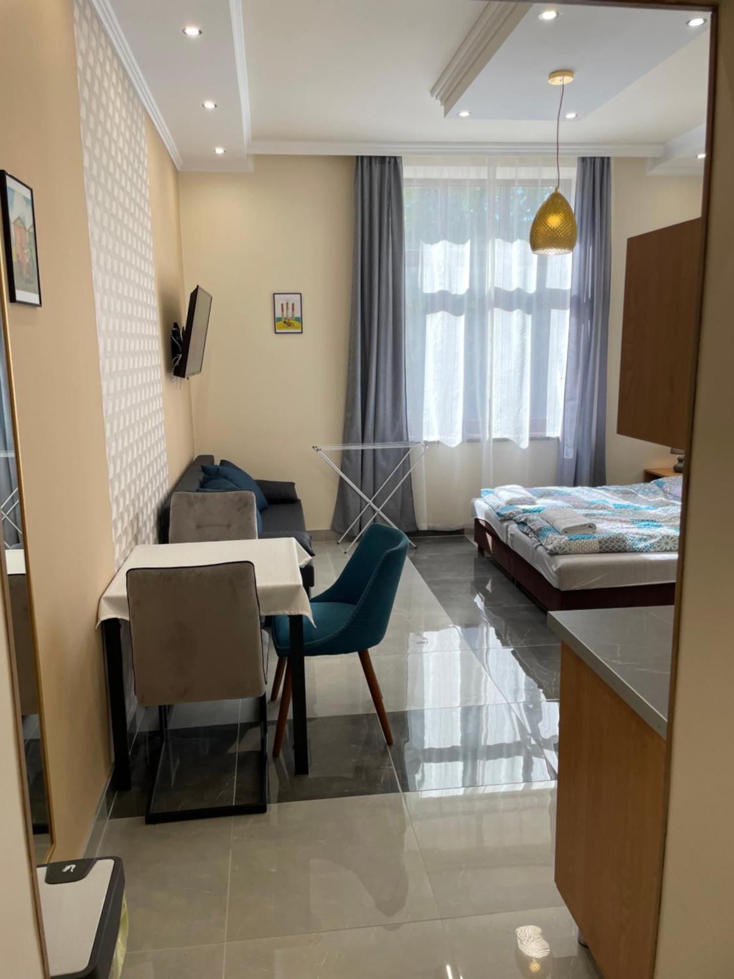 Kovacs Apartmanhaz Kiskunhalas Oda fotoğraf